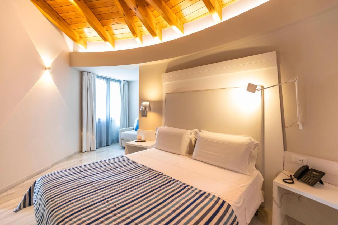 Borgo Donna Canfora Capo Vaticano Exterior foto