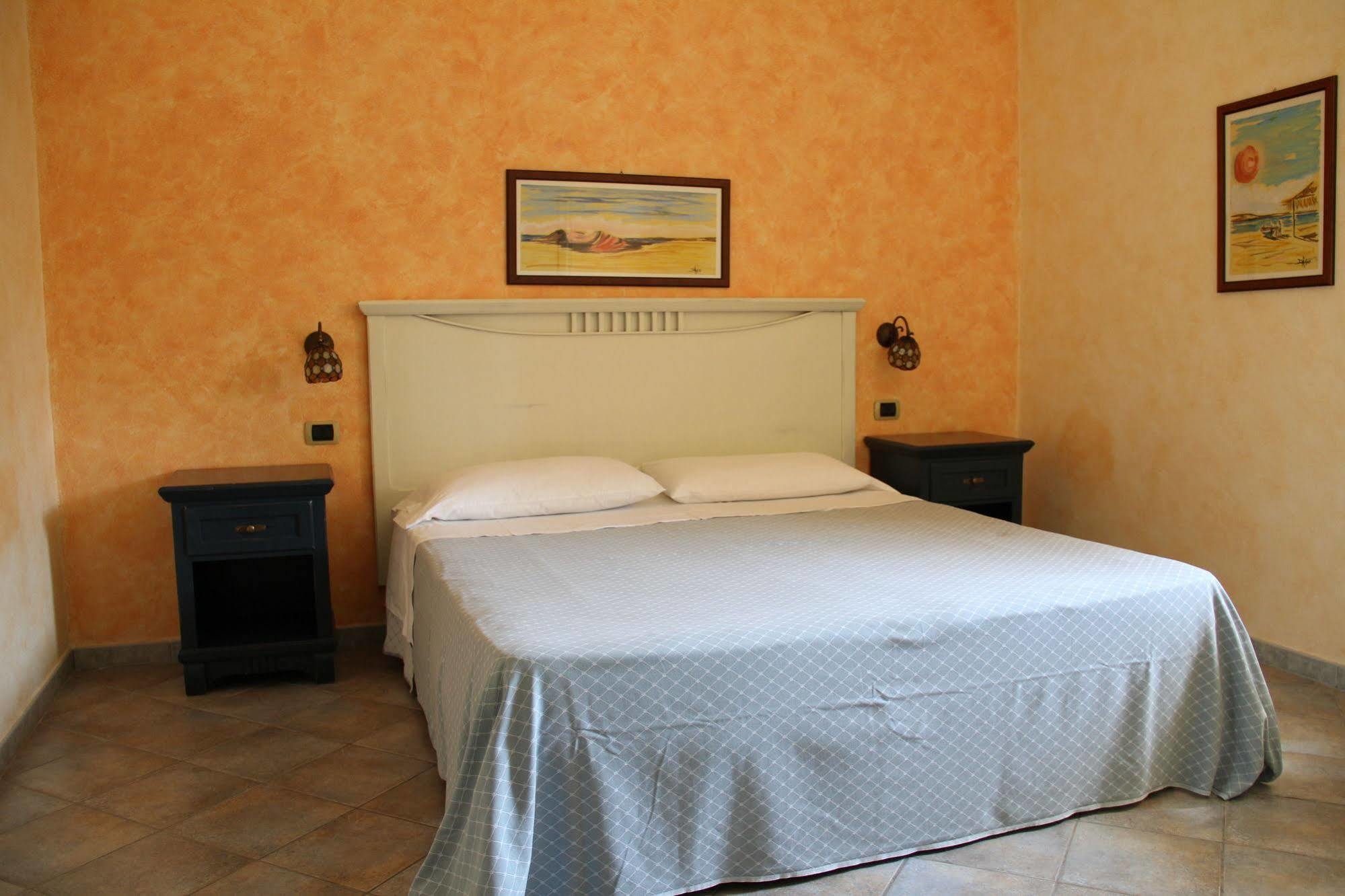 Borgo Donna Canfora Capo Vaticano Exterior foto